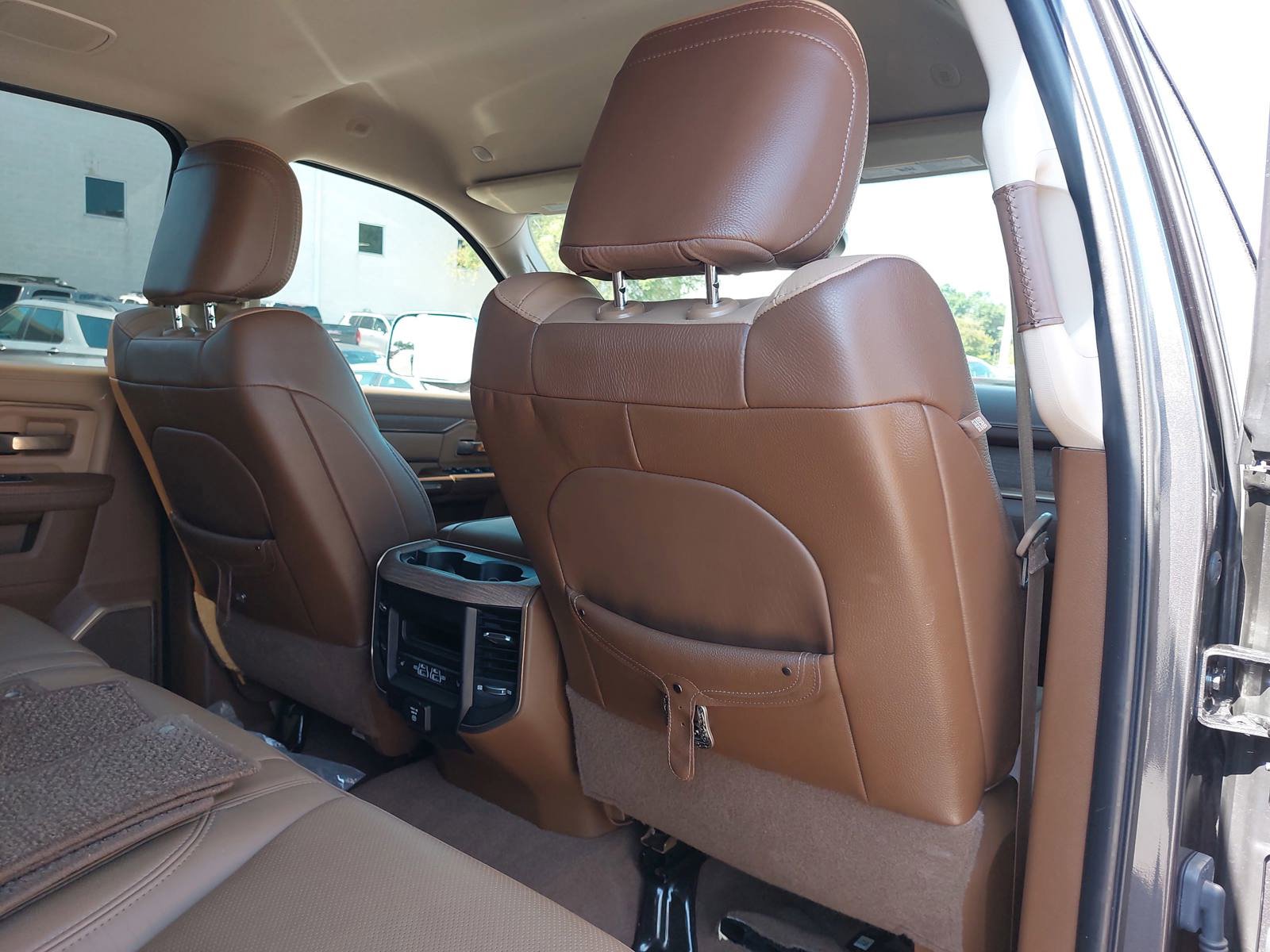 Used 2022 RAM 3500 Limited AWD/4WD image 12