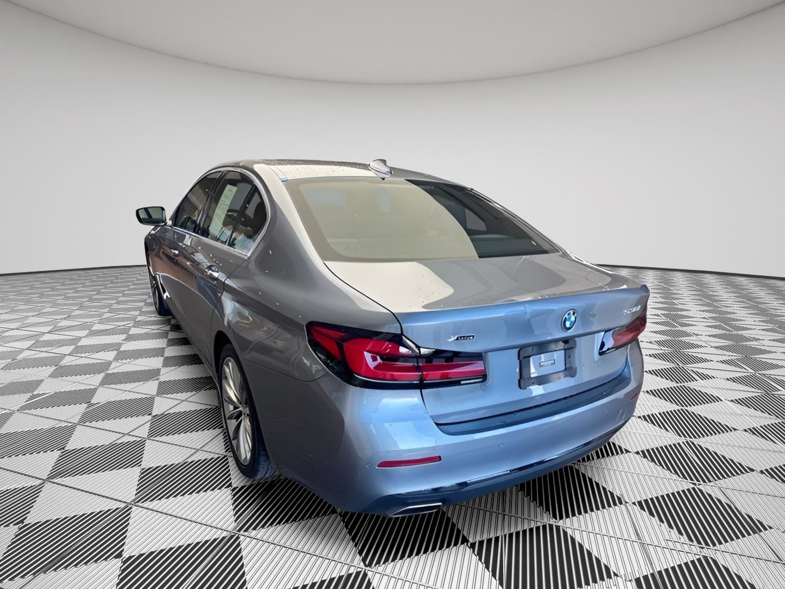 Used 2021 BMW 530i xDrive 530i xDrive w/ Premium Package image 6