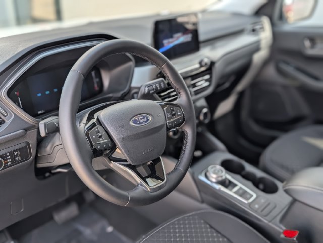 New 2026 Ford Escape Active w/ Cold Weather Package AWD/4WD image 13
