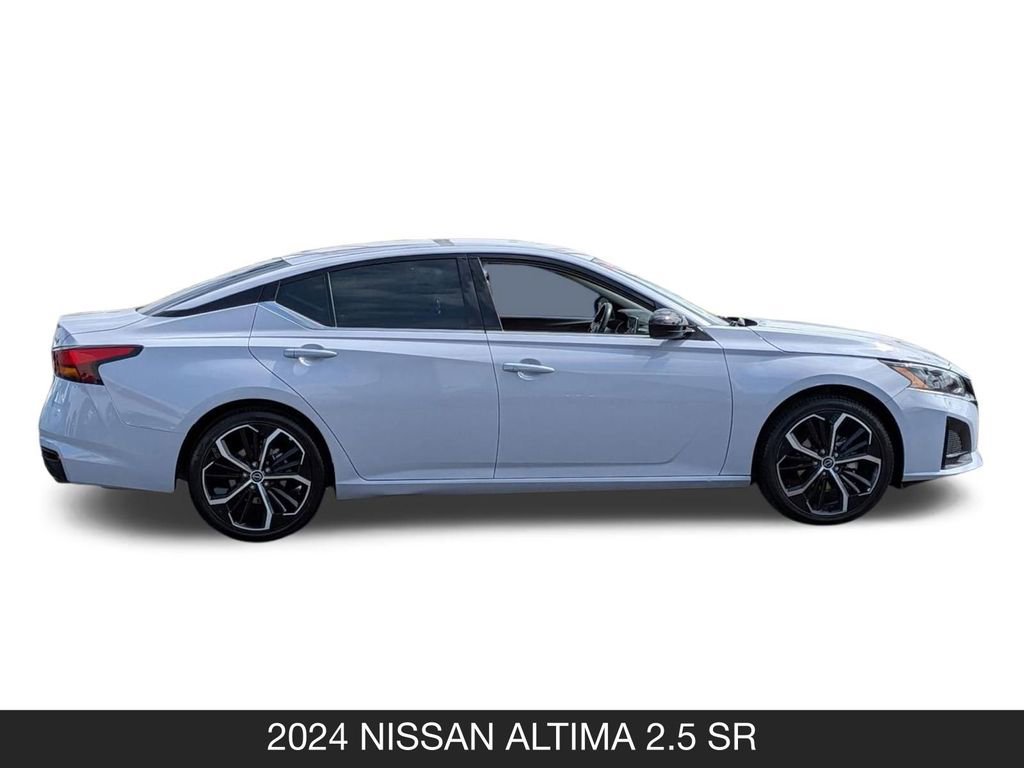 Certified 2024 Nissan Altima 2.5 SR FWD image 6