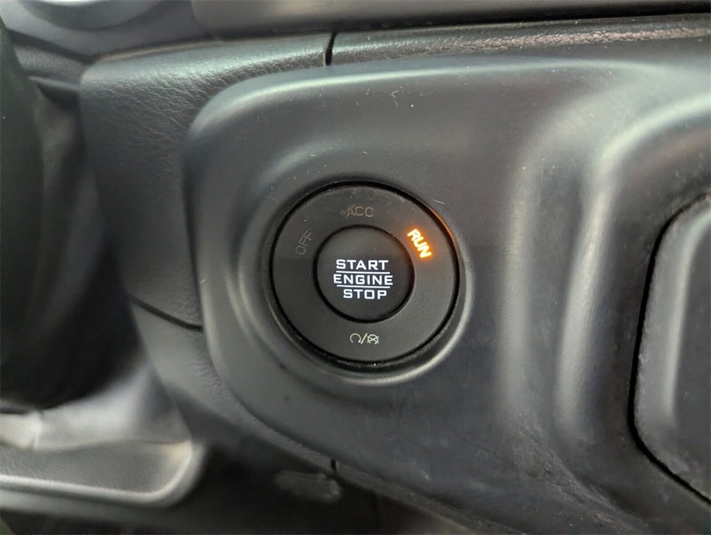 Used 2021 Jeep Wrangler Sport image 24