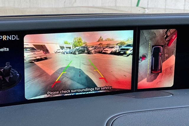 Used 2024 Lincoln Nautilus Premier w/ Equipment Group 102A image 18