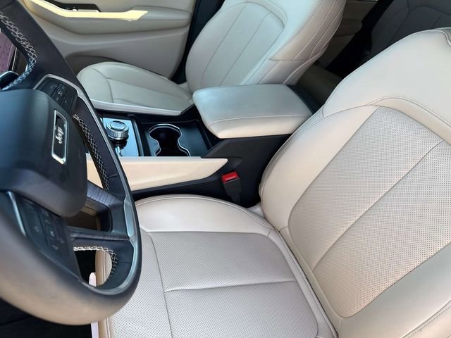 Used 2025 Jeep Grand Cherokee Limited w/ Luxury Tech Group II AWD/4WD image 21