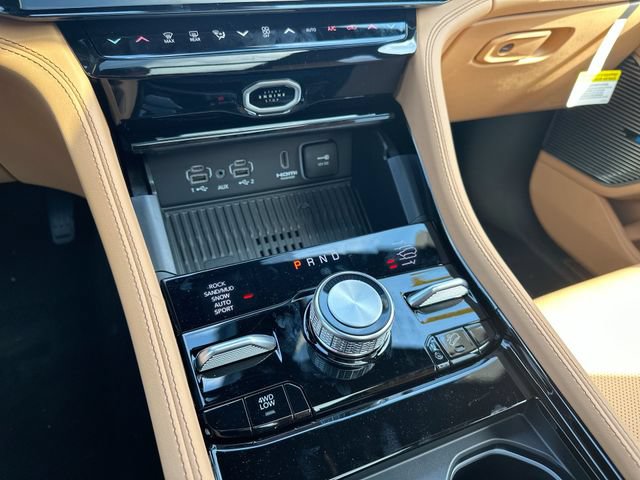 New 2026 Jeep Grand Cherokee L Summit w/ Obsidian Package AWD/4WD image 22