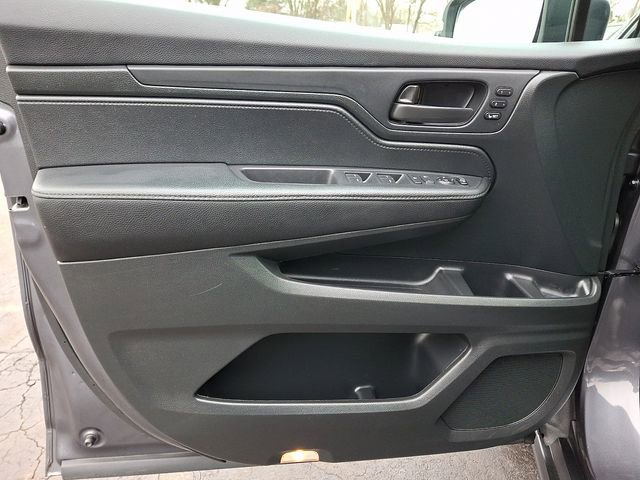 Used 2023 Honda Odyssey EX-L image 13