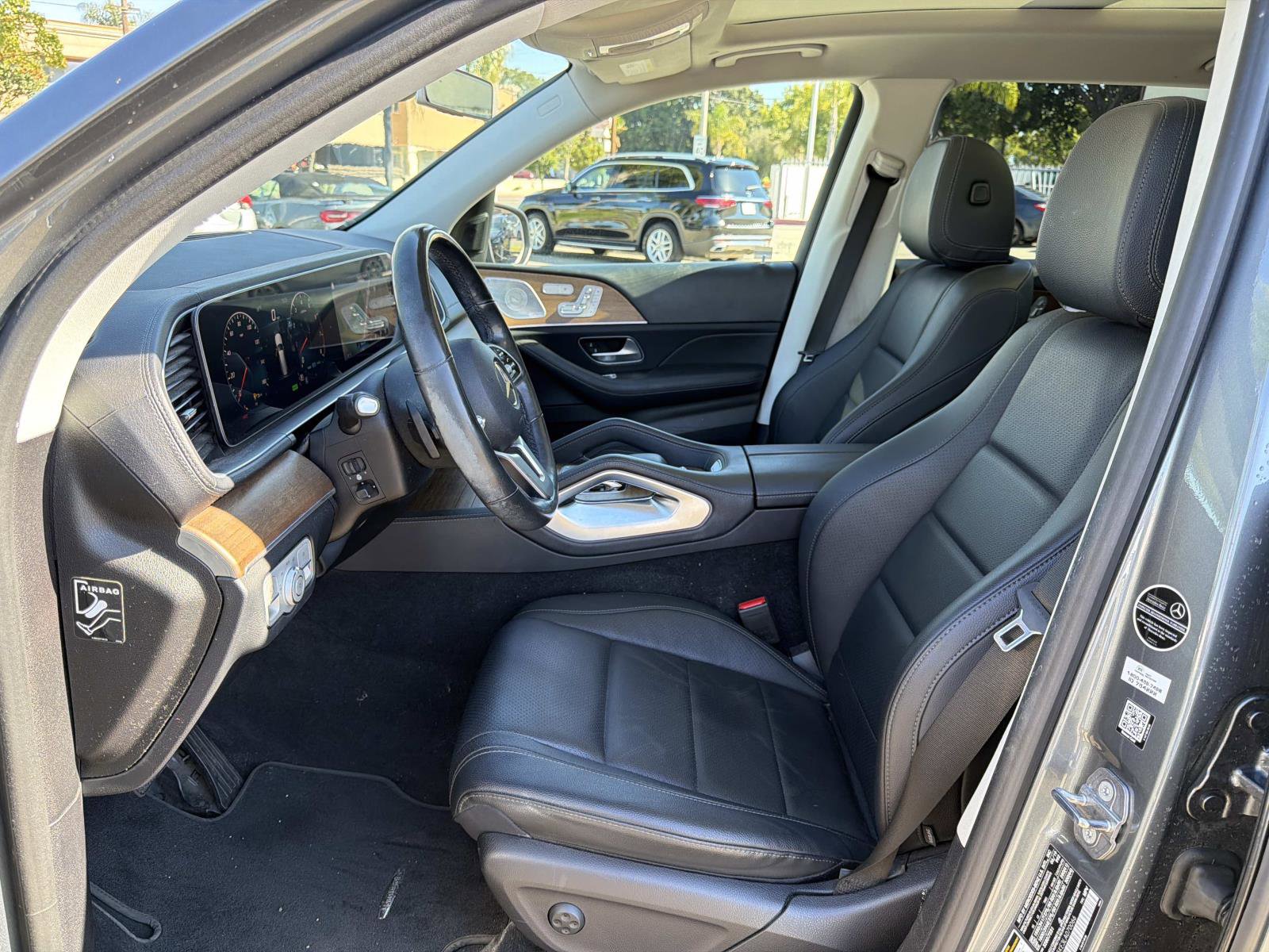 Used 2020 Mercedes-Benz GLS 450 4MATIC image 18