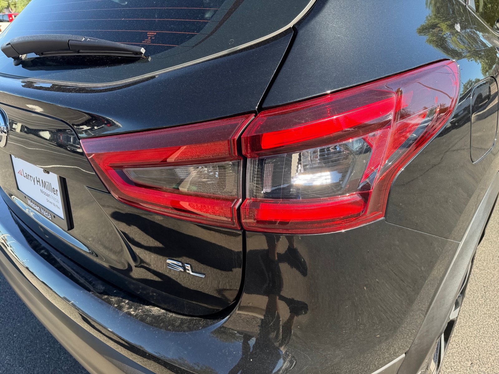 Used 2021 Nissan Rogue Sport SL w/ Premium Package FWD image 31