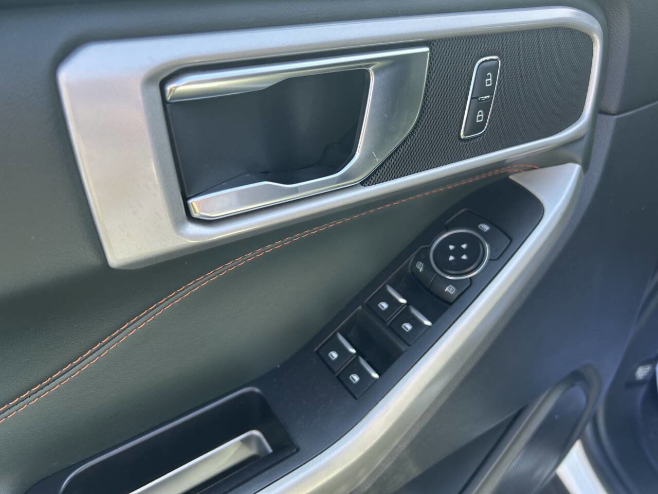 Used 2022 Ford Explorer Timberline image 15