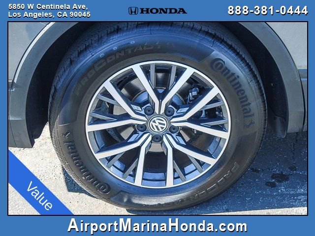Used 2019 Volkswagen Tiguan SE w/ Panoramic Sunroof Package image 26