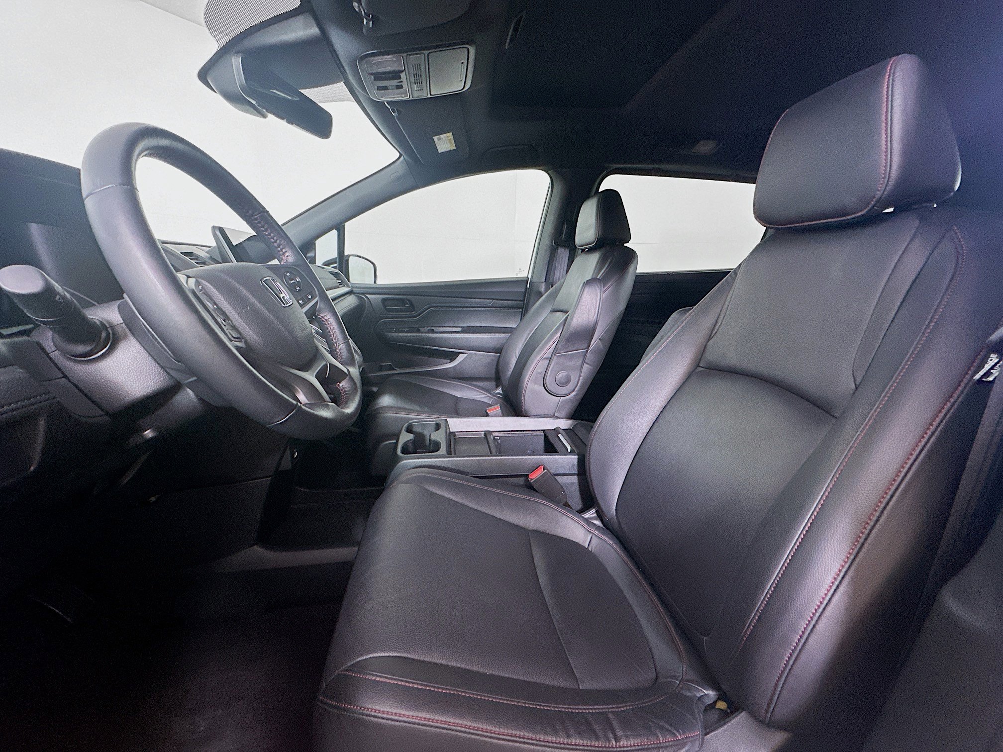 Used 2024 Honda Odyssey Sport image 13