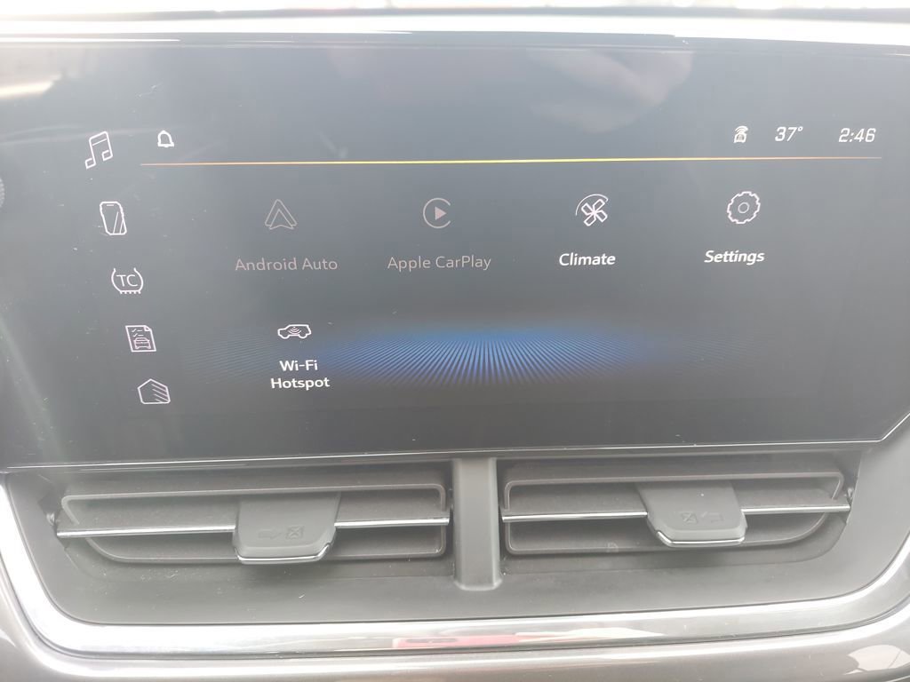 Used 2025 Chevrolet Trax ACTIV w/ Driver Confidence Package image 21