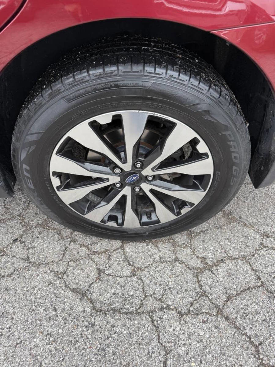 Used 2016 Subaru Outback 3.6R Limited image 25