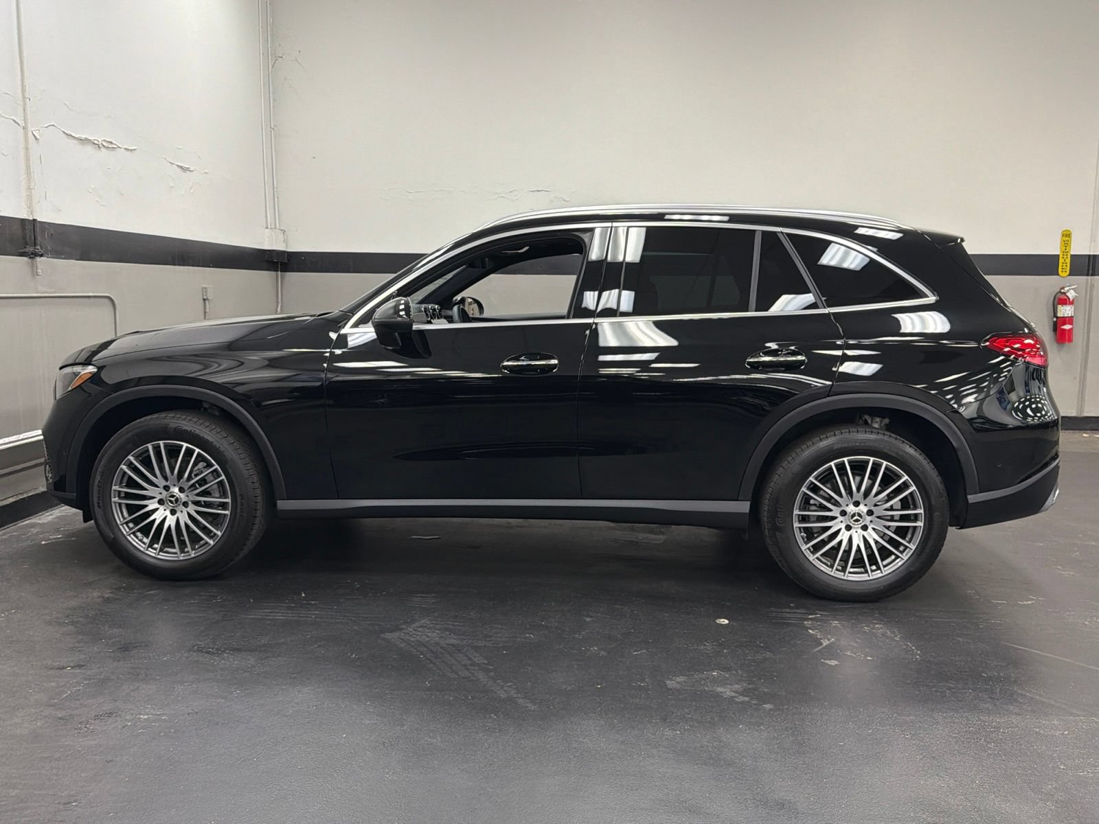 Certified 2026 Mercedes-Benz GLC 300 image 10