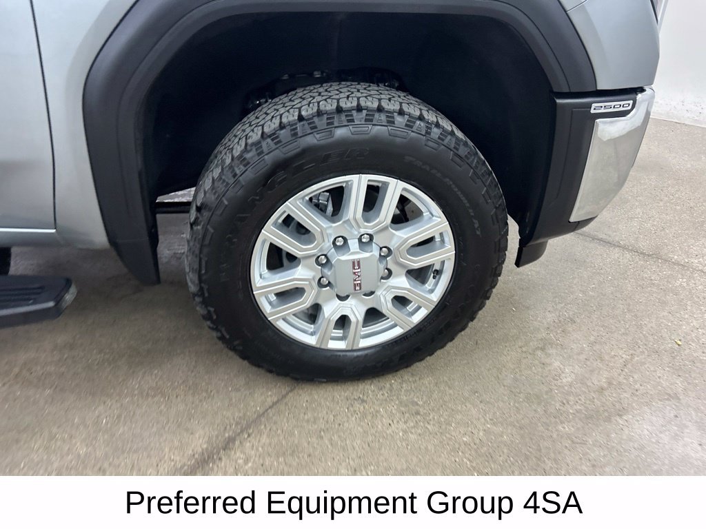 Used 2024 GMC Sierra 2500 SLT w/ SLT Premium Package AWD/4WD image 16
