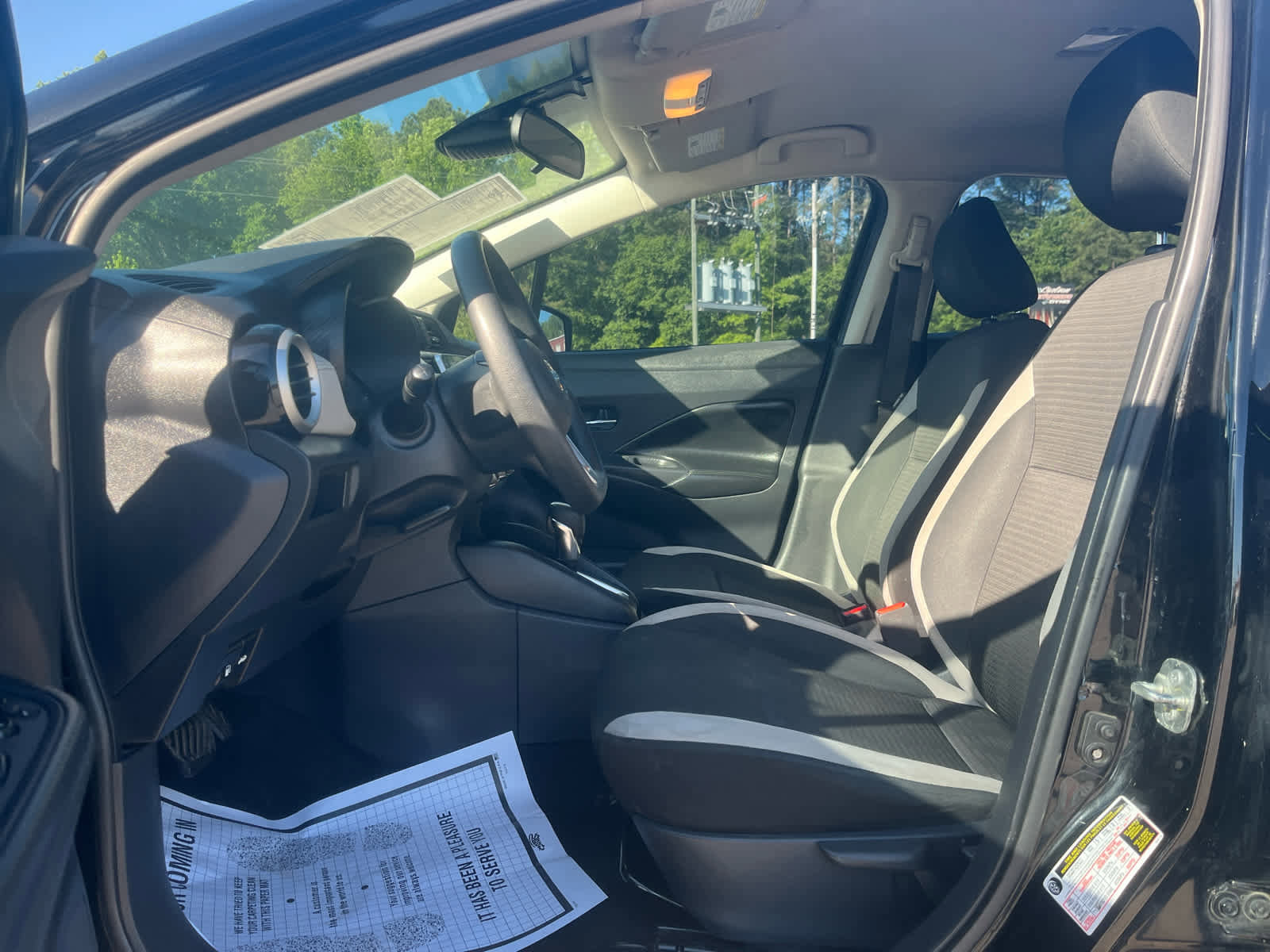 Used 2020 Nissan Versa SV image 12