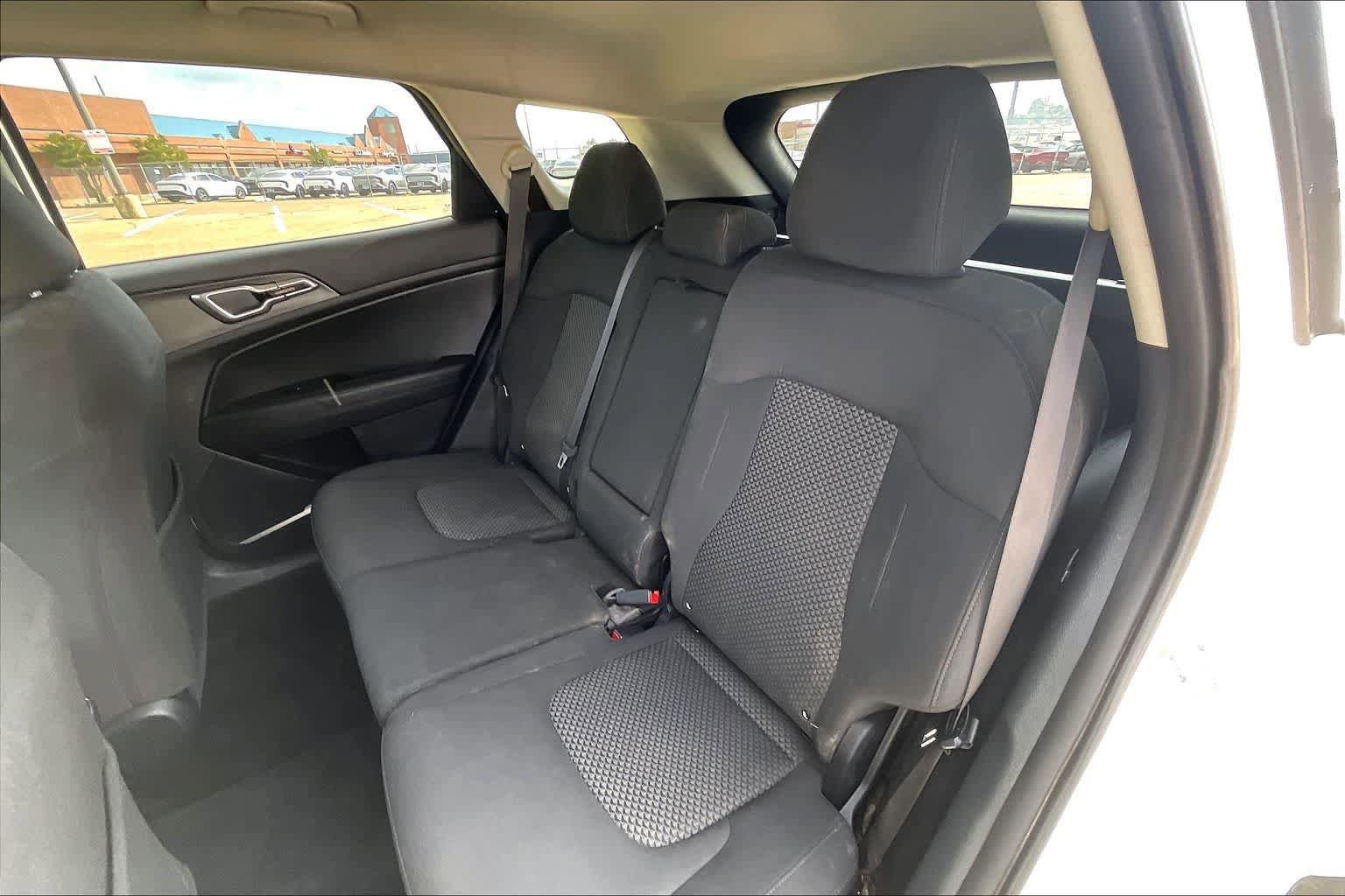 Certified 2023 Kia Sportage LX FWD image 29