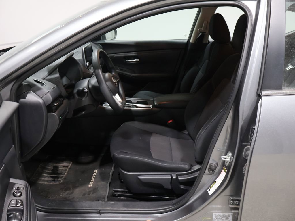 Used 2024 Nissan Sentra SV image 11