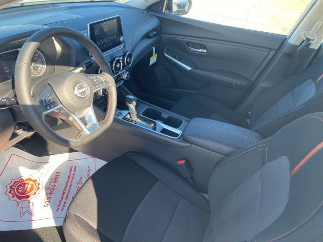 New 2025 Nissan Sentra SR image 16
