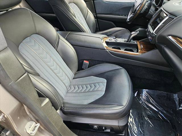Used 2019 Maserati Levante GranLusso image 20