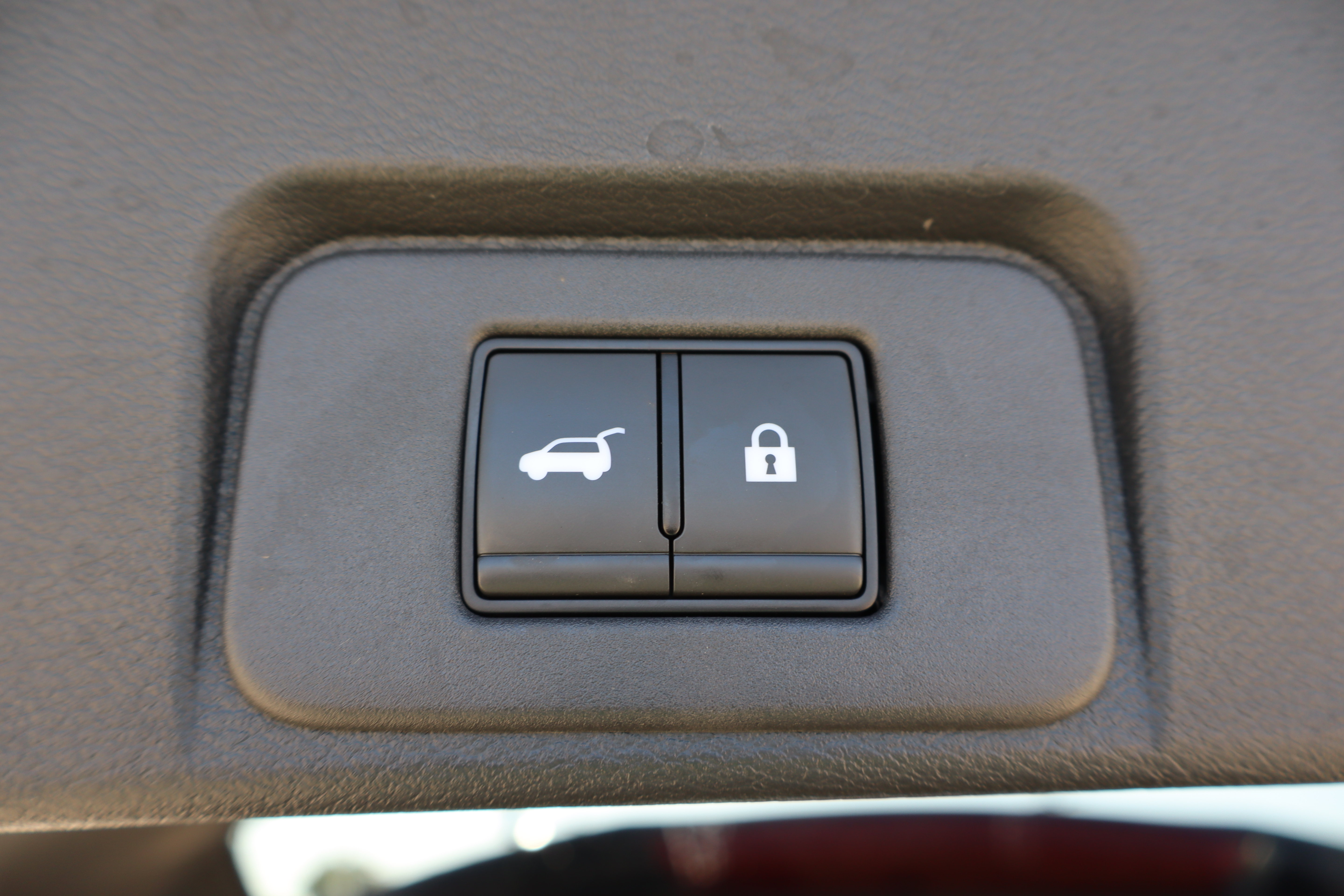 Used 2026 Nissan Rogue Platinum w/ Platinum Premium Package AWD/4WD image 29