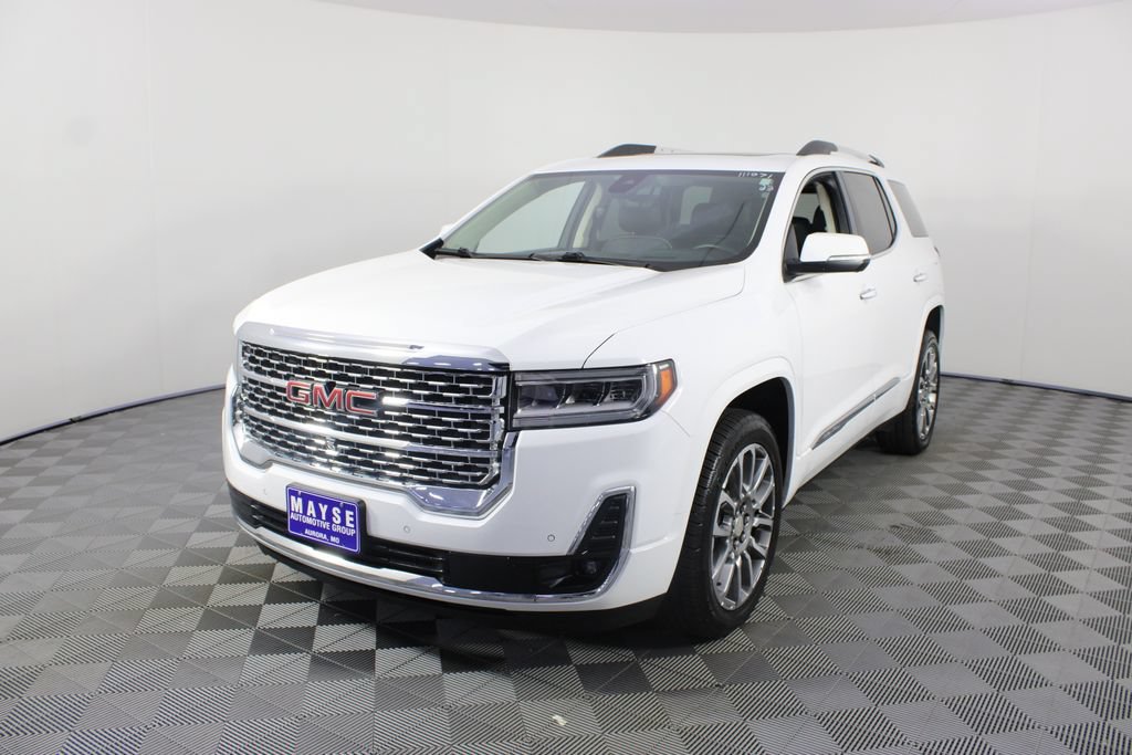 Used 2023 GMC Acadia Denali w/ Denali Ultimate Package FWD image 27