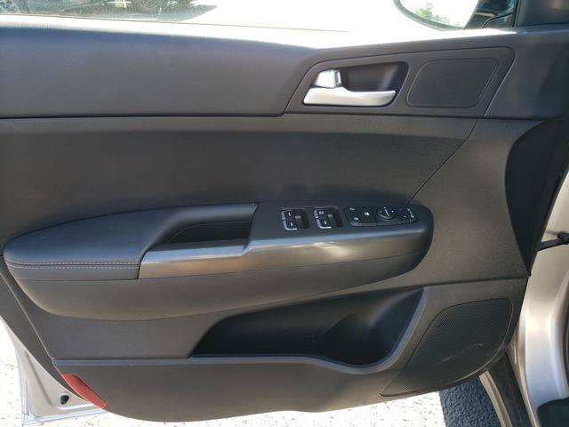 Certified 2022 Kia Sportage LX w/ LX AWD Value Edition Package image 12