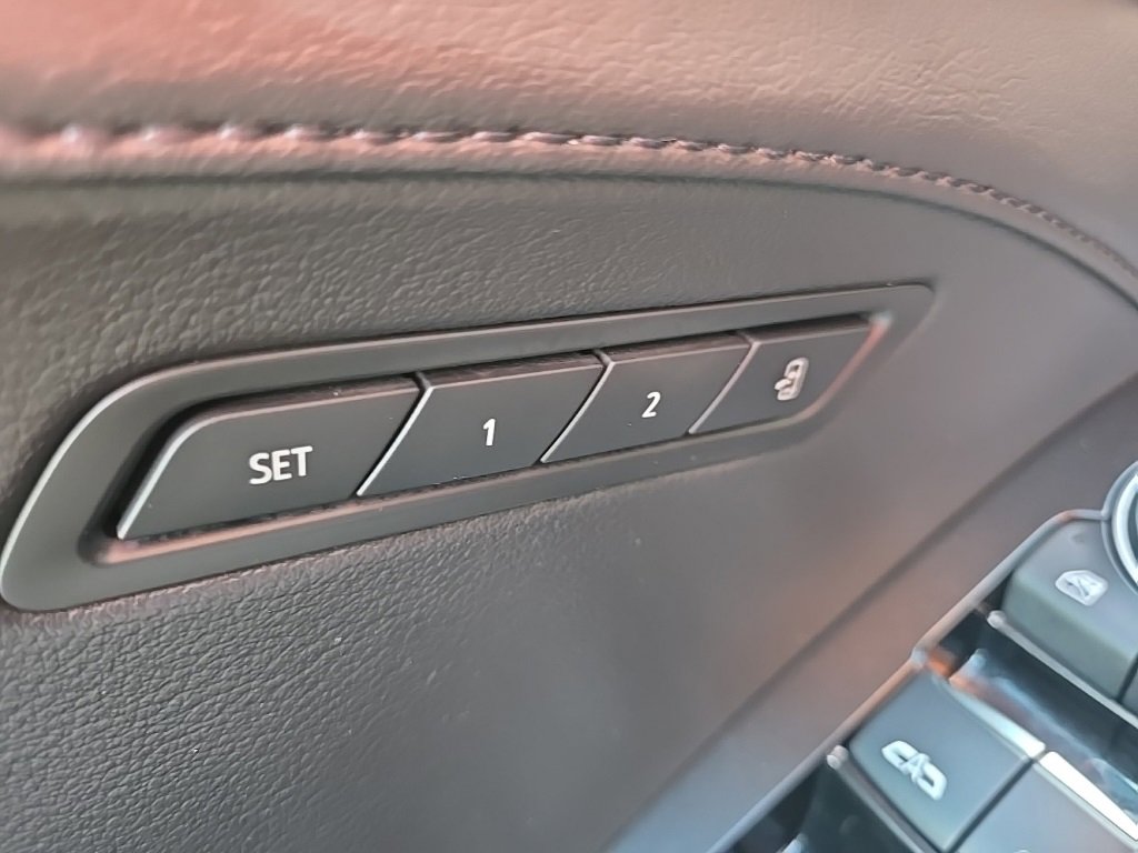 Used 2026 Cadillac CT5 V w/ LPO, ONYX Package image 34