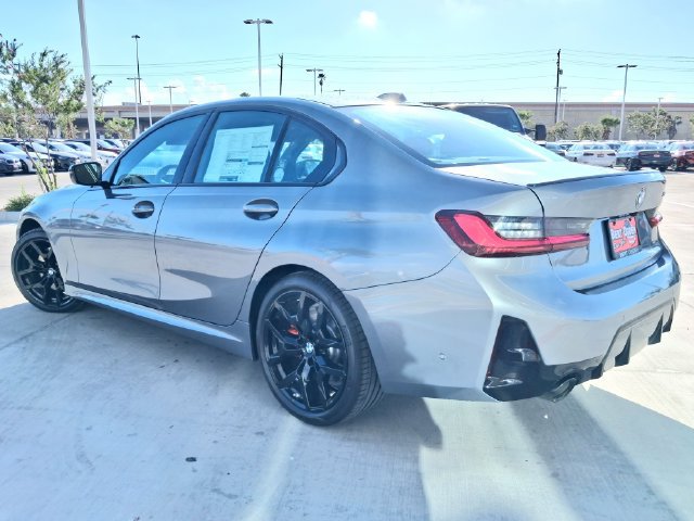 New 2026 BMW 330i Sedan w/ M Sport Package RWD image 5