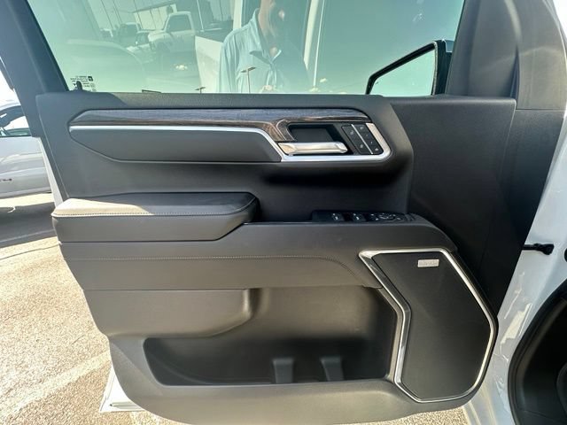 Used 2022 Chevrolet Silverado 1500 LTZ AWD/4WD image 9