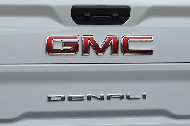 New 2026 GMC Sierra 2500 Denali w/ Denali Reserve Package AWD/4WD image 32