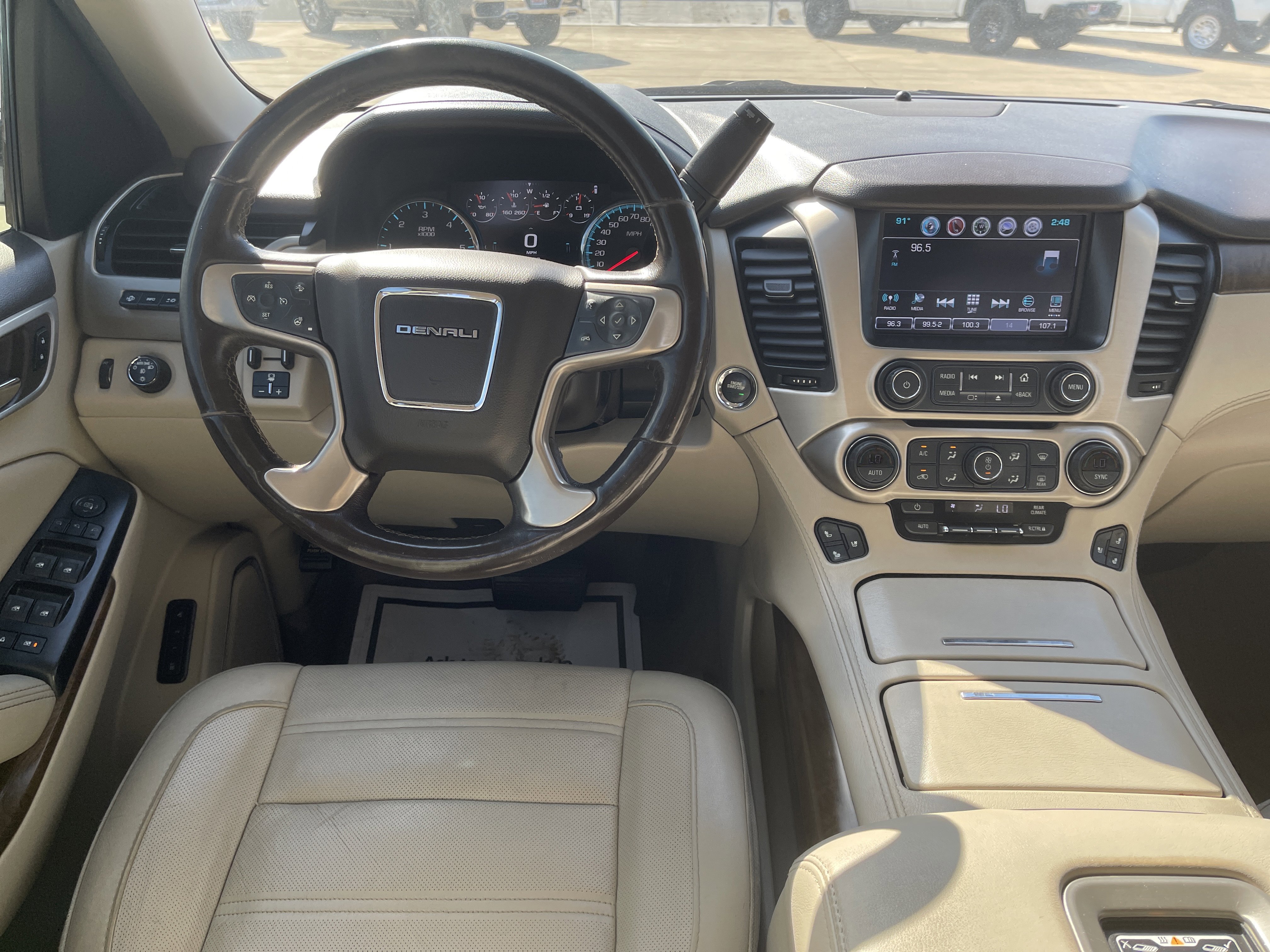 Used 2018 GMC Yukon Denali w/ Open Road Package image 17