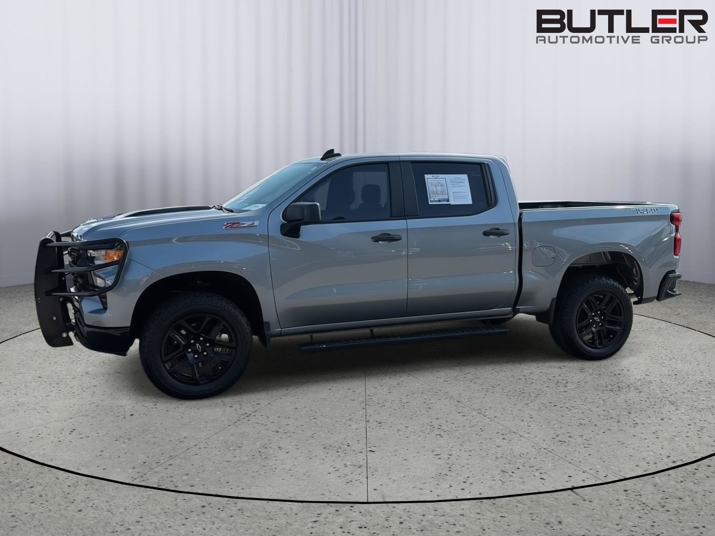 Used 2024 Chevrolet Silverado 1500 Custom Trail Boss AWD/4WD image 3