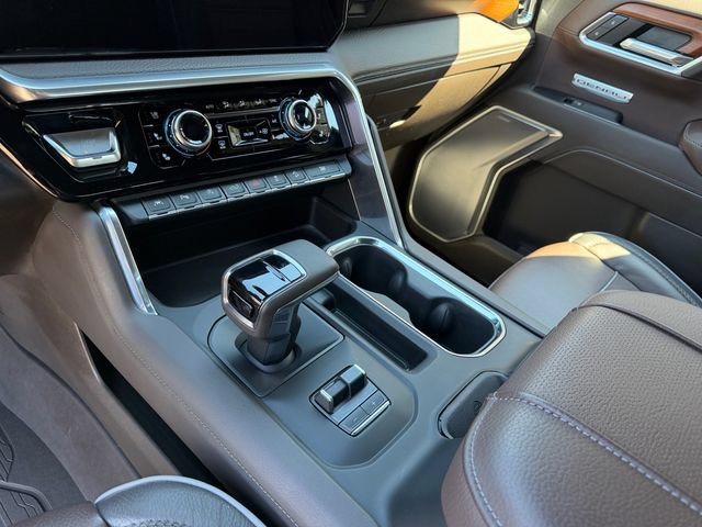 Used 2023 GMC Sierra 1500 Denali w/ Denali Reserve Package AWD/4WD image 18