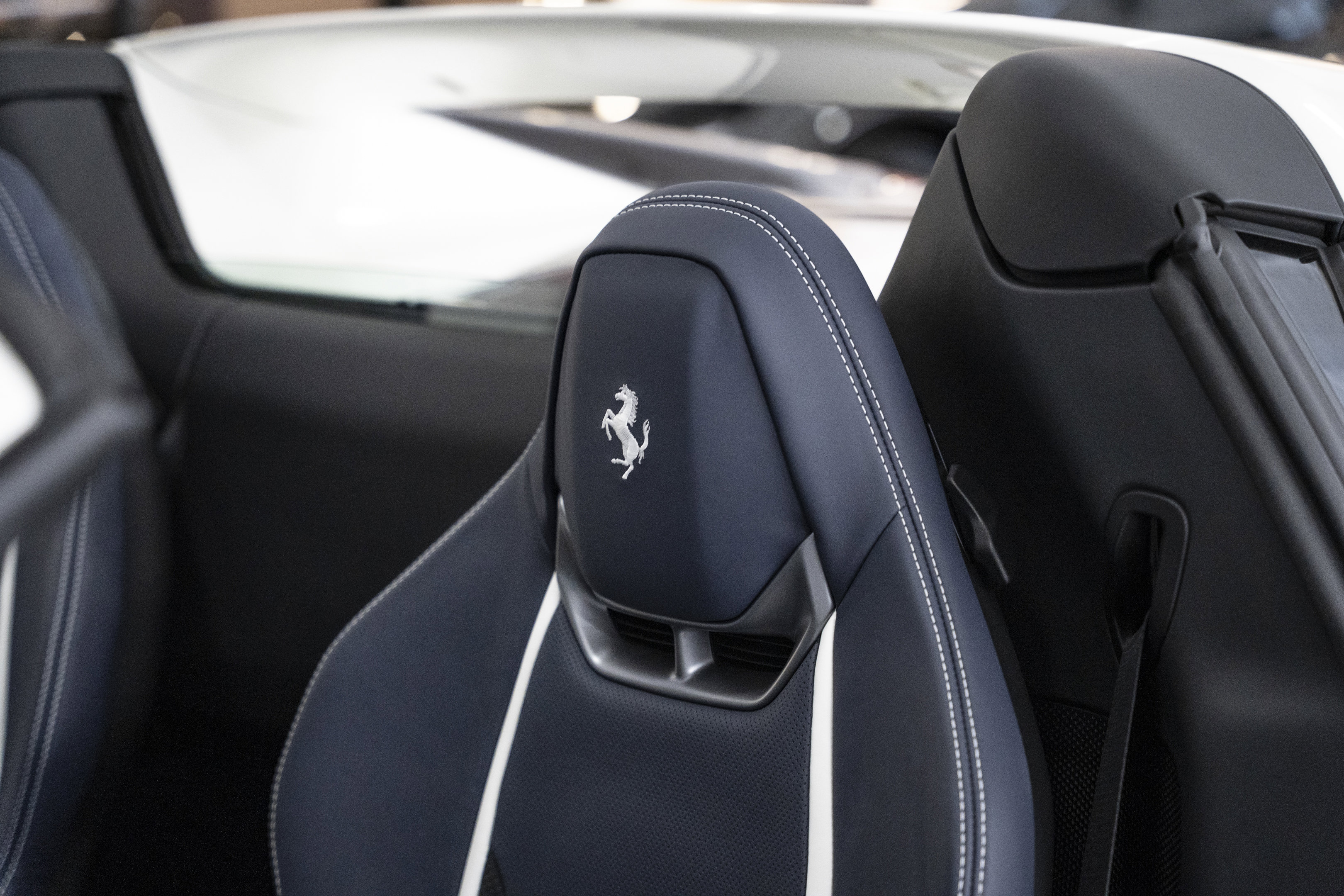 Used 2025 Ferrari 296 GTS image 36