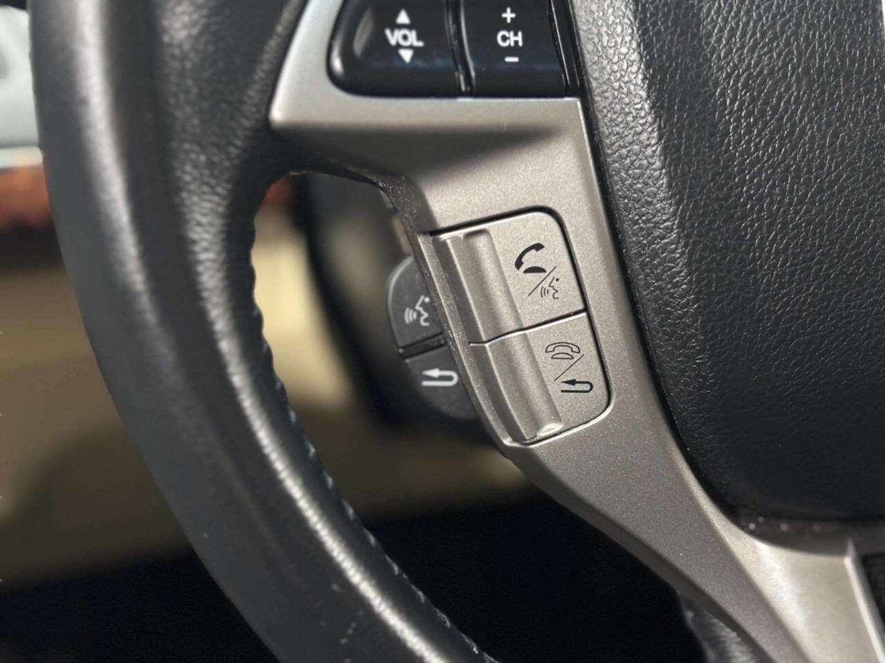 Used 2011 Honda Crosstour EX-L image 35