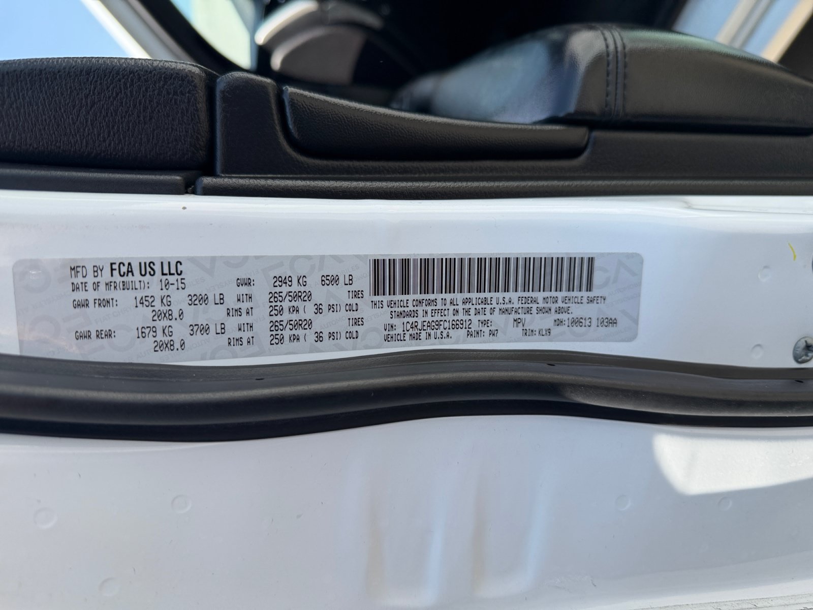 Used 2015 Jeep Grand Cherokee Altitude RWD image 33