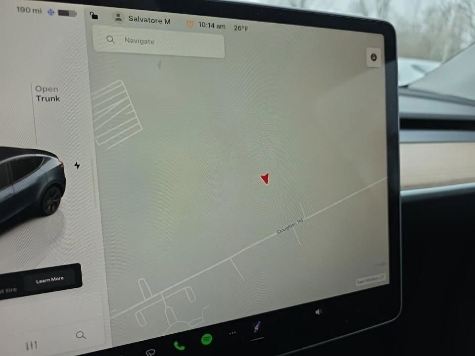 Used 2024 Tesla Model Y Long Range image 17