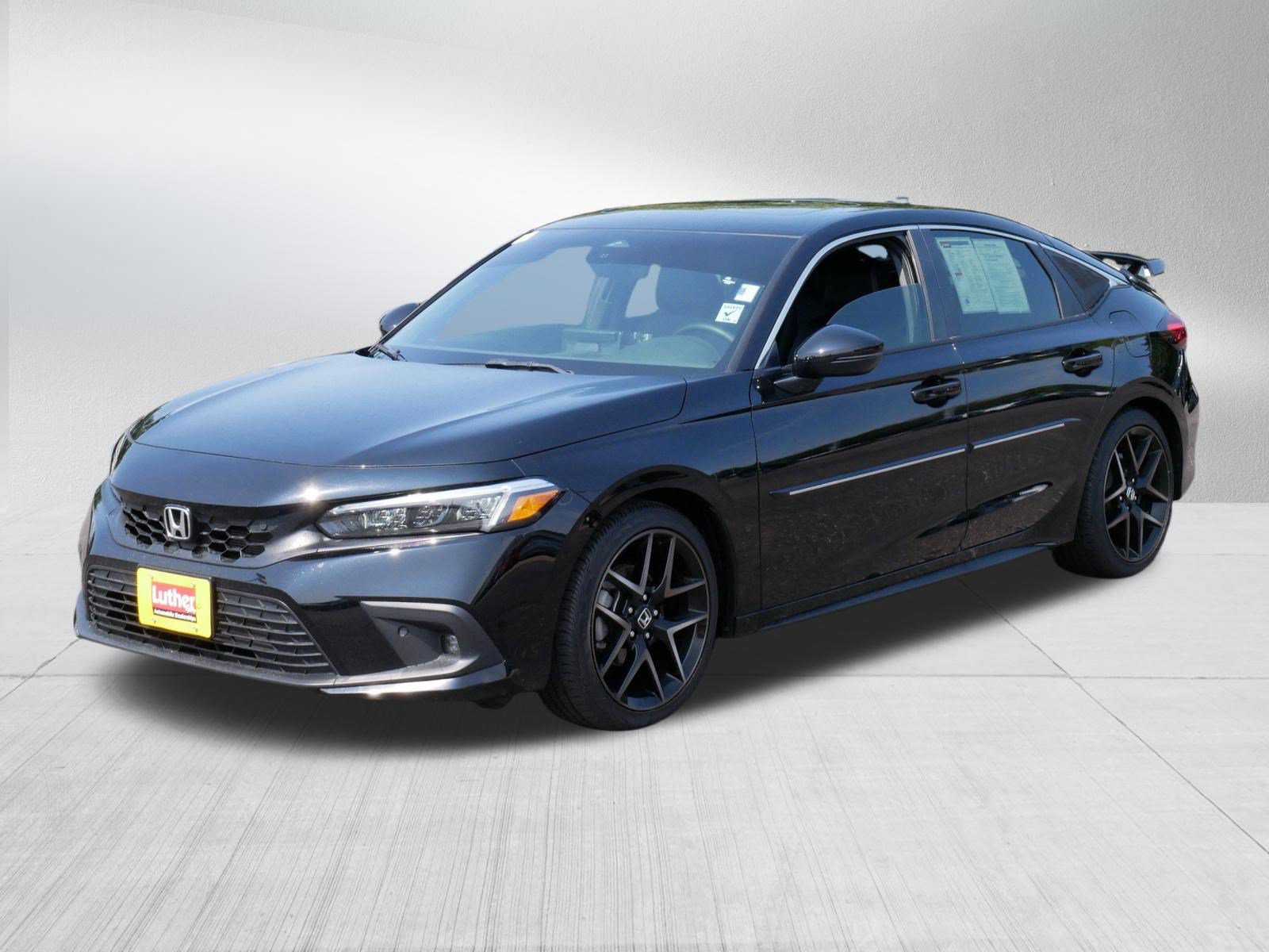 Used 2024 Honda Civic Sport Touring image 3