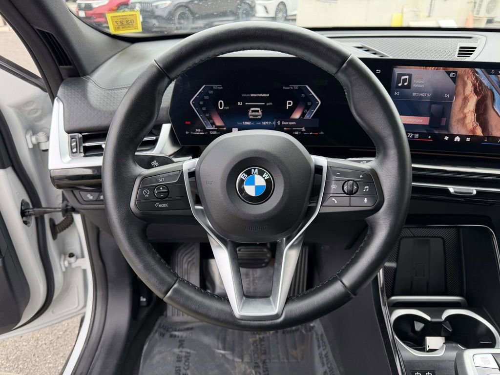 Used 2026 BMW X2 xDrive28i AWD/4WD image 29
