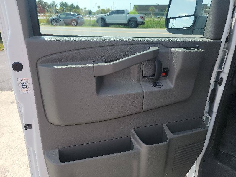 Used 2024 GMC Savana 2500 w/ Driver Convenience Package RWD image 8