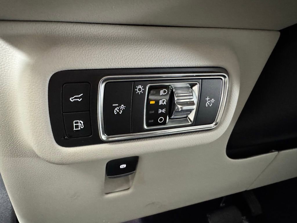 New 2026 Lincoln Nautilus Premier w/ Equipment Group 102A AWD/4WD image 37