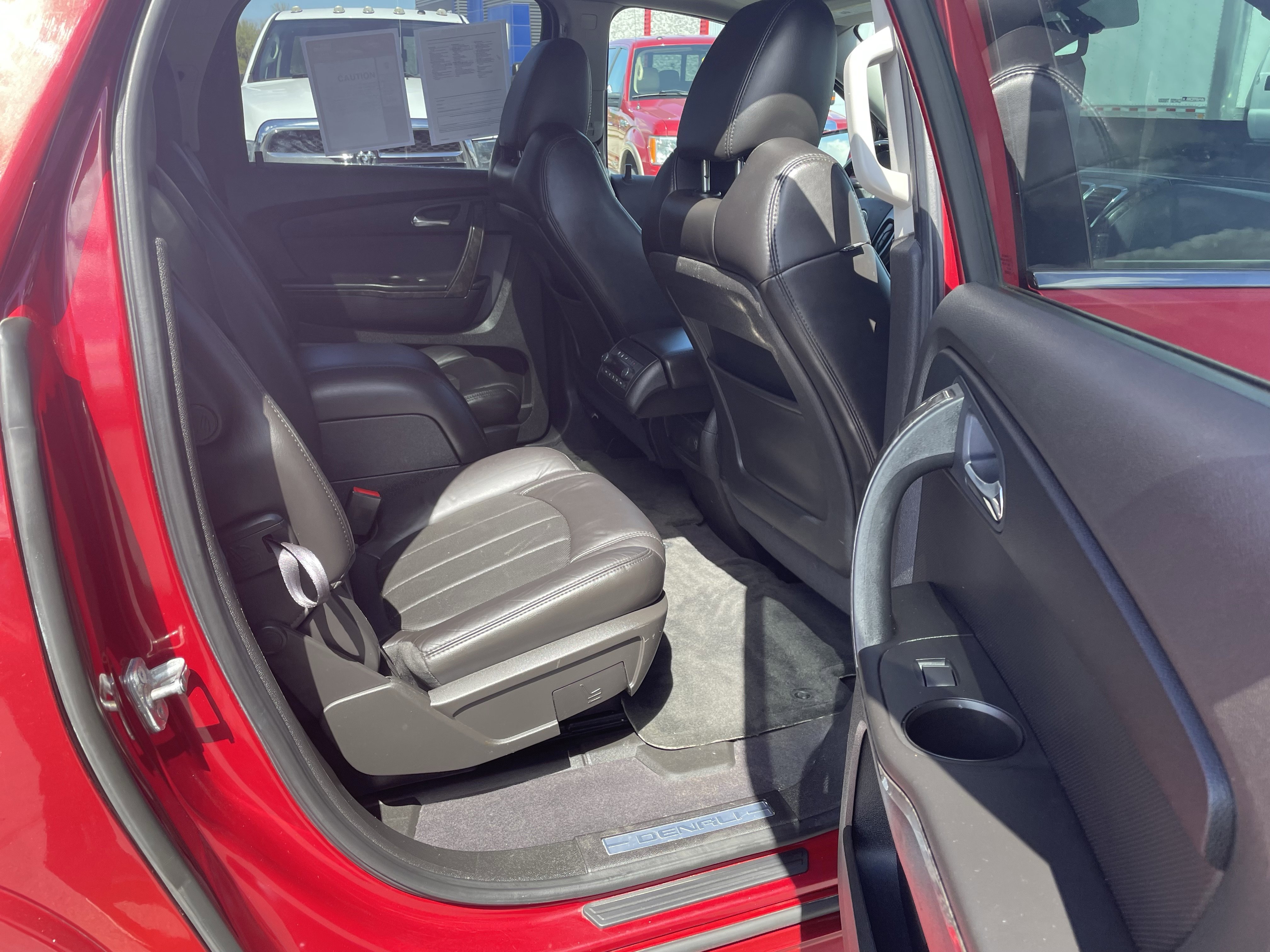 Used 2012 GMC Acadia Denali AWD/4WD image 31
