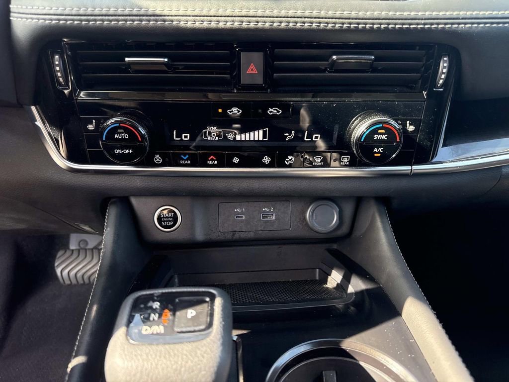 Certified 2023 Nissan Rogue SL w/ SL Premium Package image 28