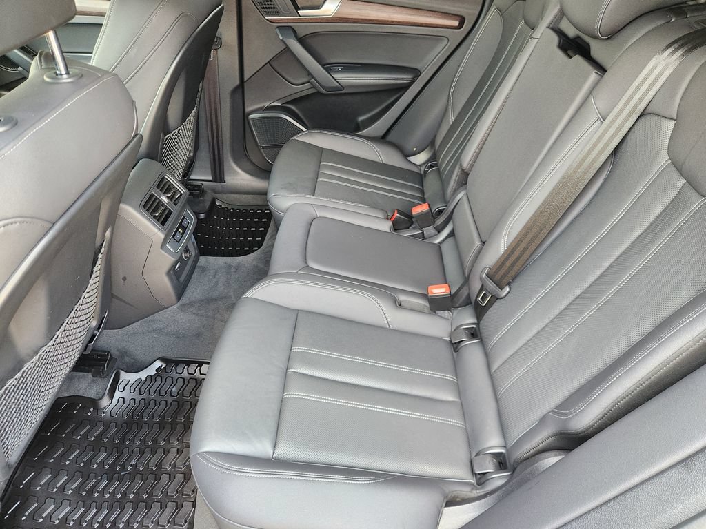 Used 2021 Audi Q5 2.0T Premium Plus w/ Premium Plus Package AWD/4WD image 31