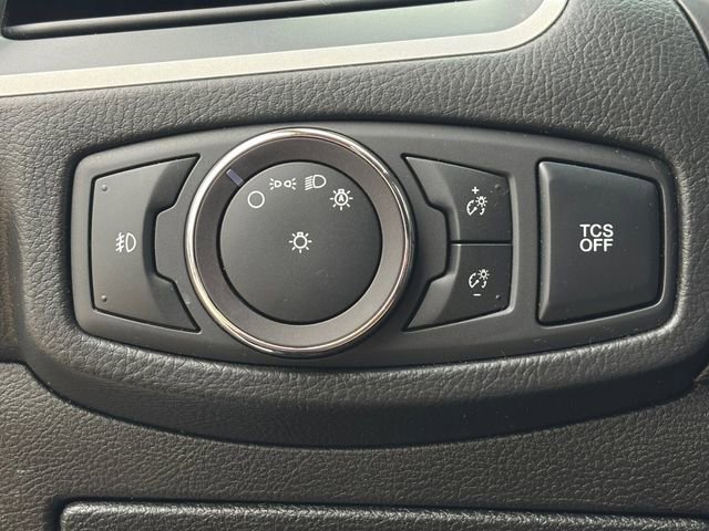 Used 2019 Ford Edge SEL w/ Equipment Group 201A image 5