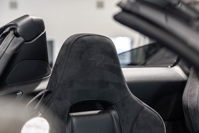 Used 2020 McLaren 720S Spider RWD image 37