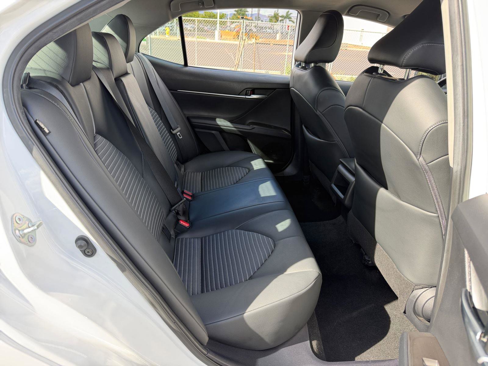 Used 2024 Toyota Camry SE image 18