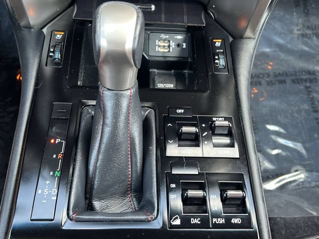 Used 2021 Lexus GX 460 Luxury w/ Sport Design Package AWD/4WD image 24