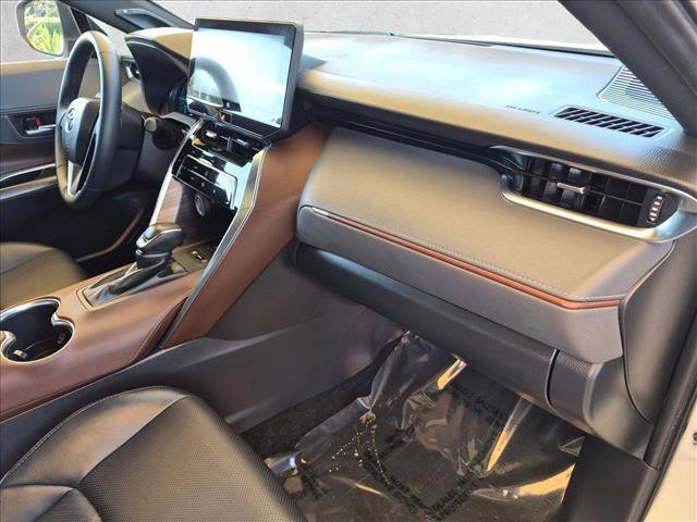 Used 2021 Toyota Venza Limited w/ Carpet Mat Package (TMS) AWD/4WD image 22