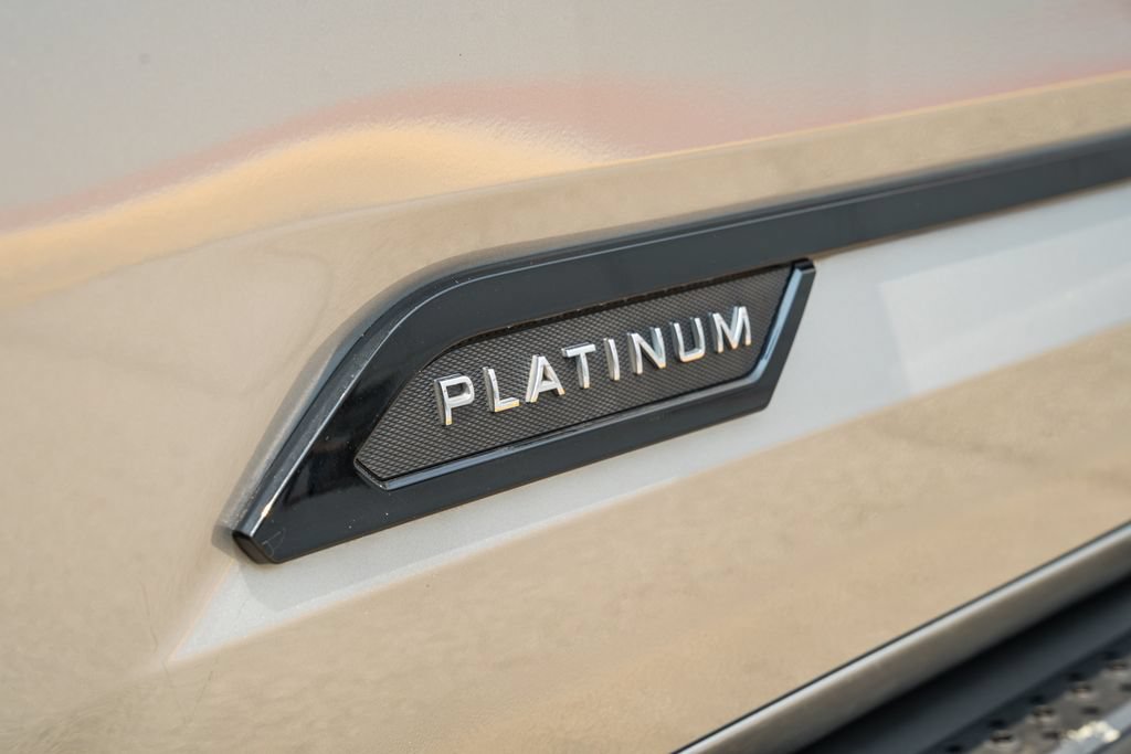 Used 2024 Toyota Tundra Platinum AWD/4WD image 18